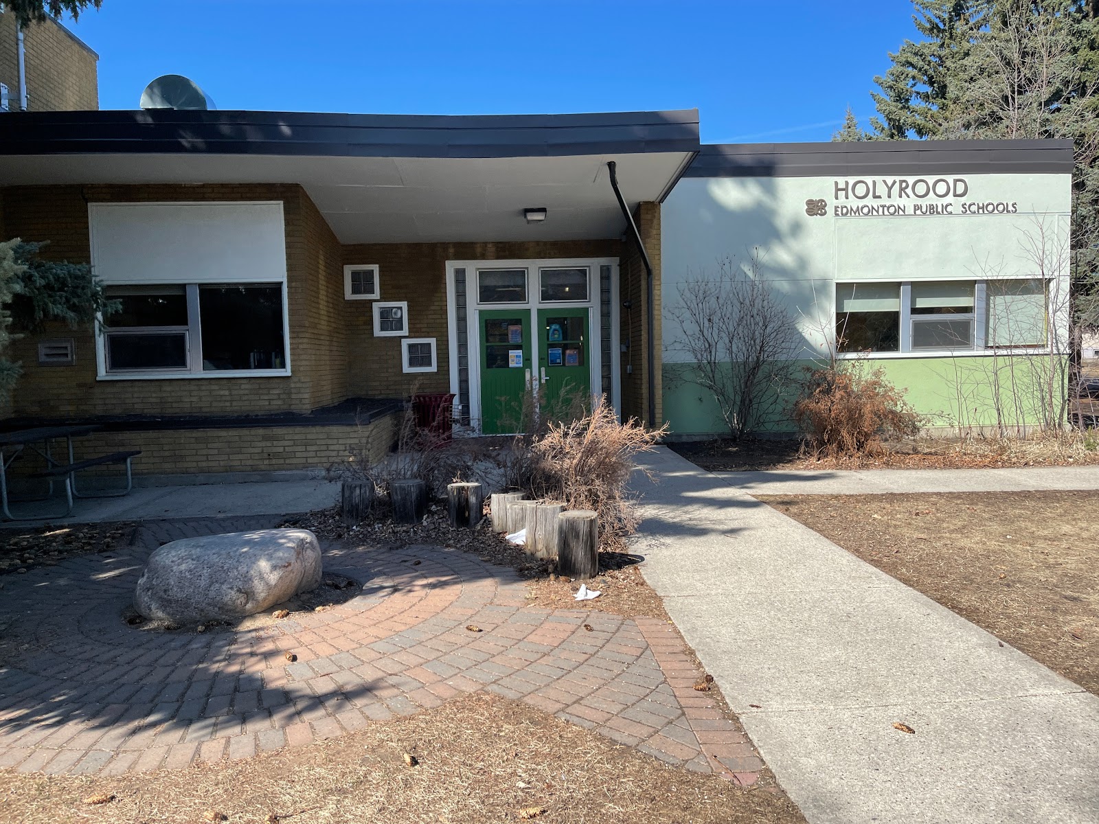 Holyrood School