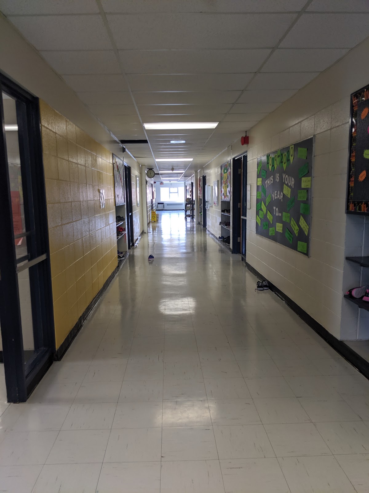 École Springfield Heights School