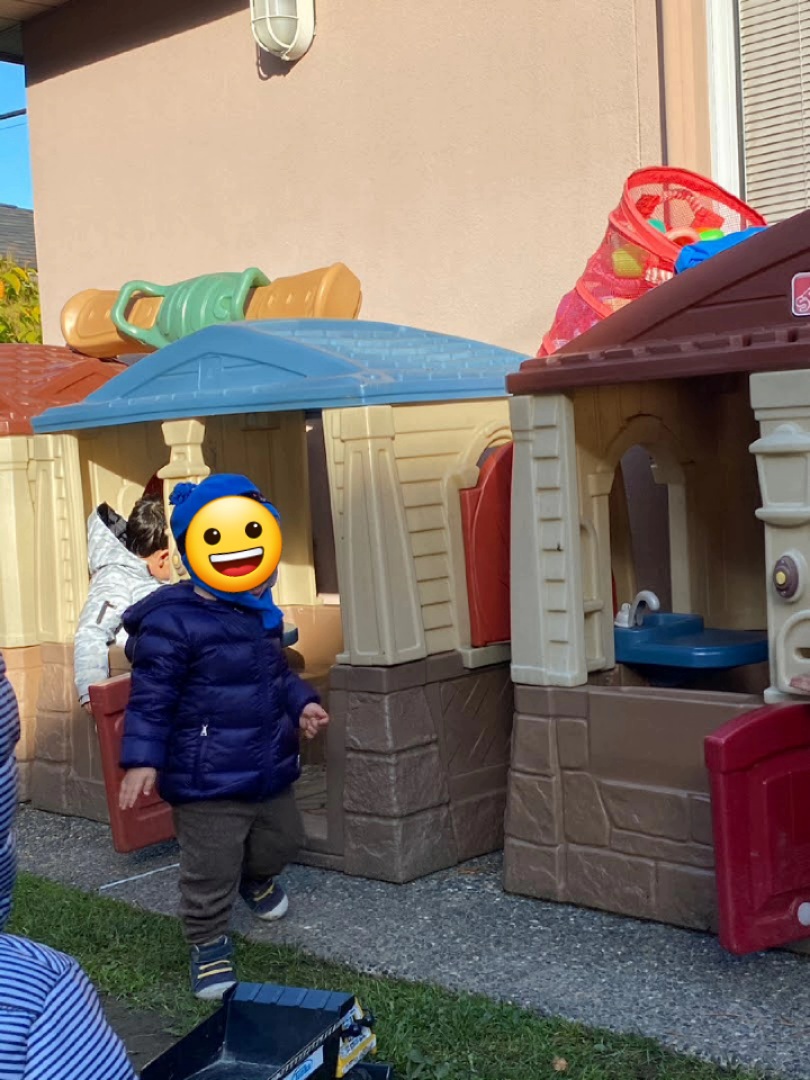 Little Munchkin Daycare