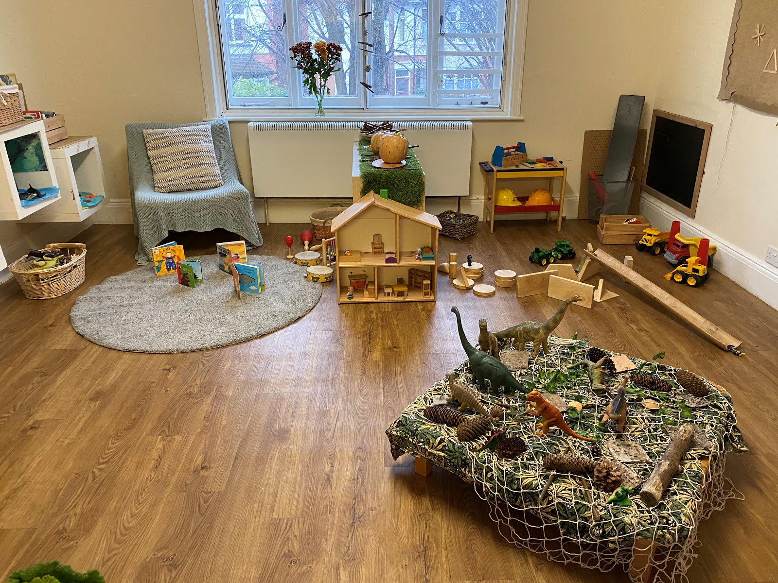 Partou Leo's Day Nursery & Pre-school