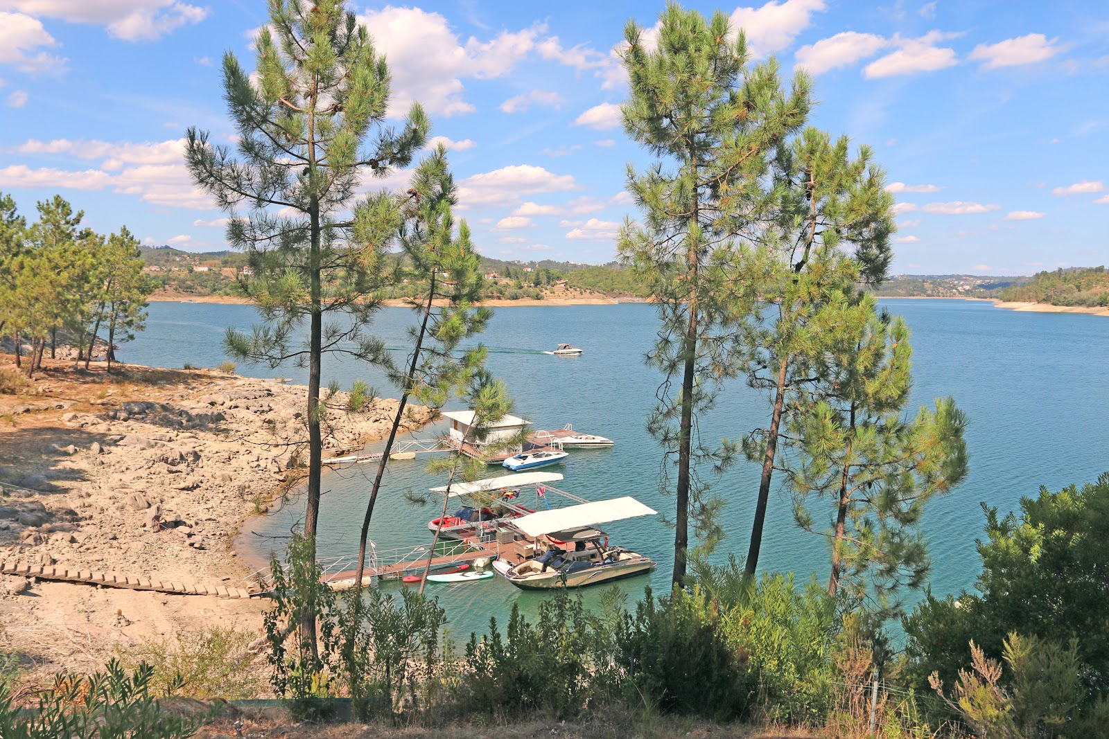 Dream Lake Portugal Wakesurf School