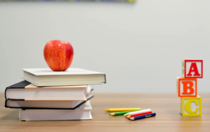 Spring Valley Montessori School