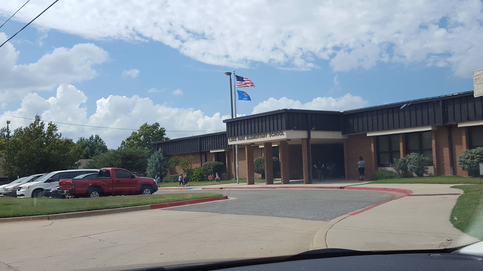 Lake Park Elementary School