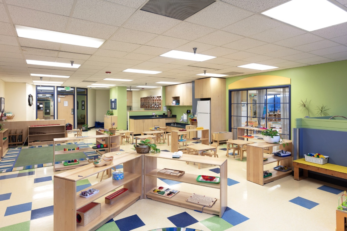 Bright Horizons Montessori at Greenwood Plaza