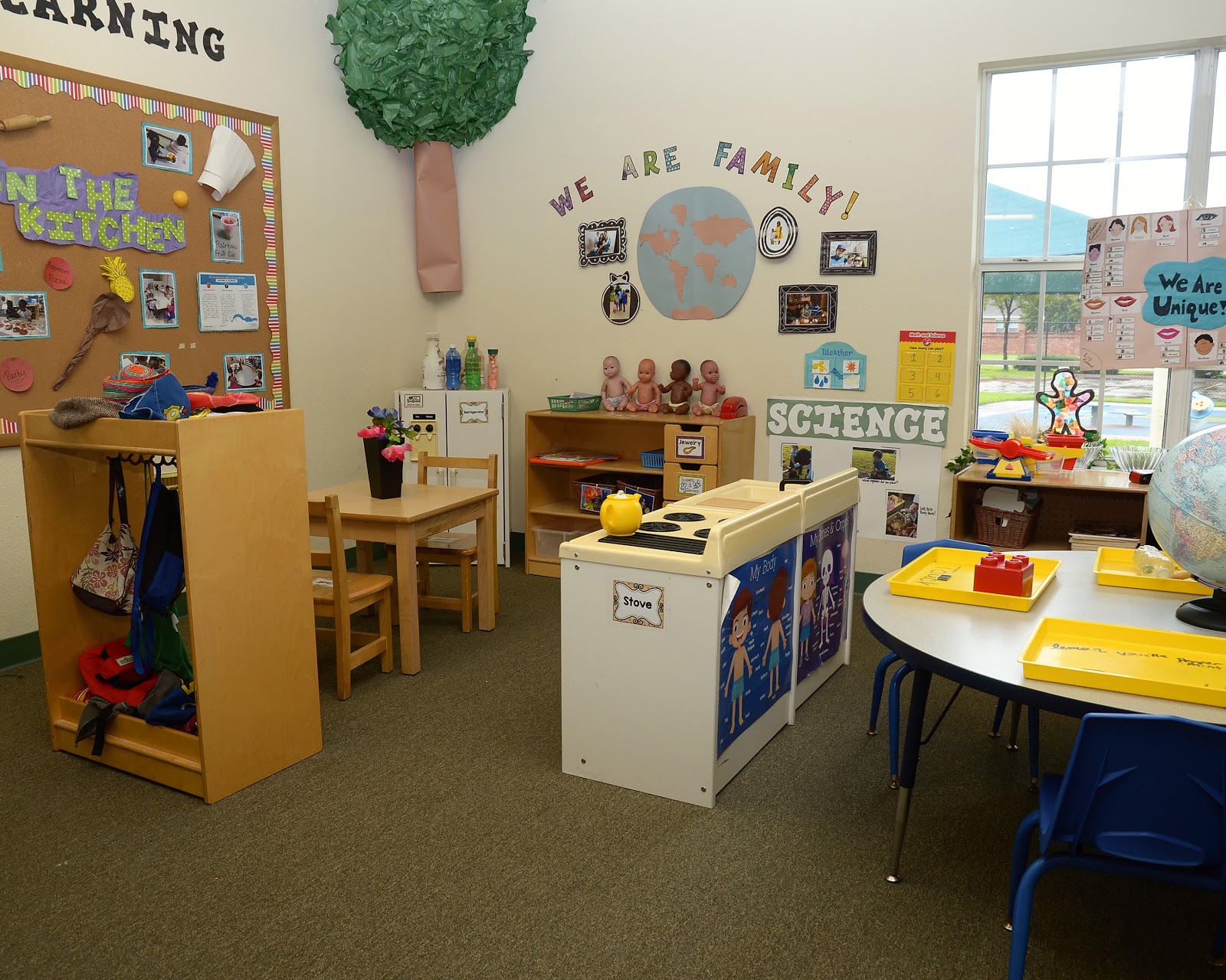 La Petite Academy on Everman Parkway