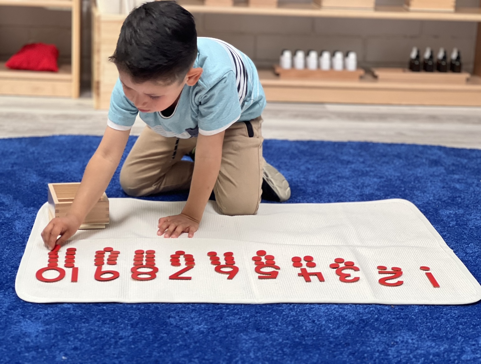 Imagine Montessori Bilingual Preschool