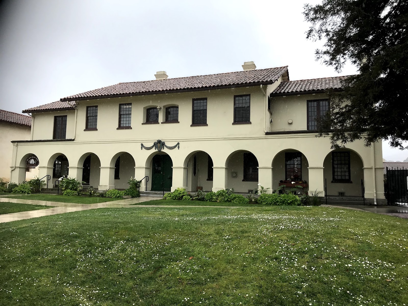 San Carlos School