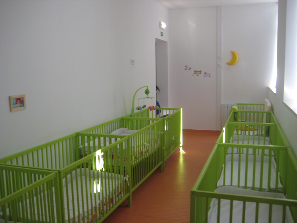 Lua Crescente - Berçário Creche Jardim de Infância