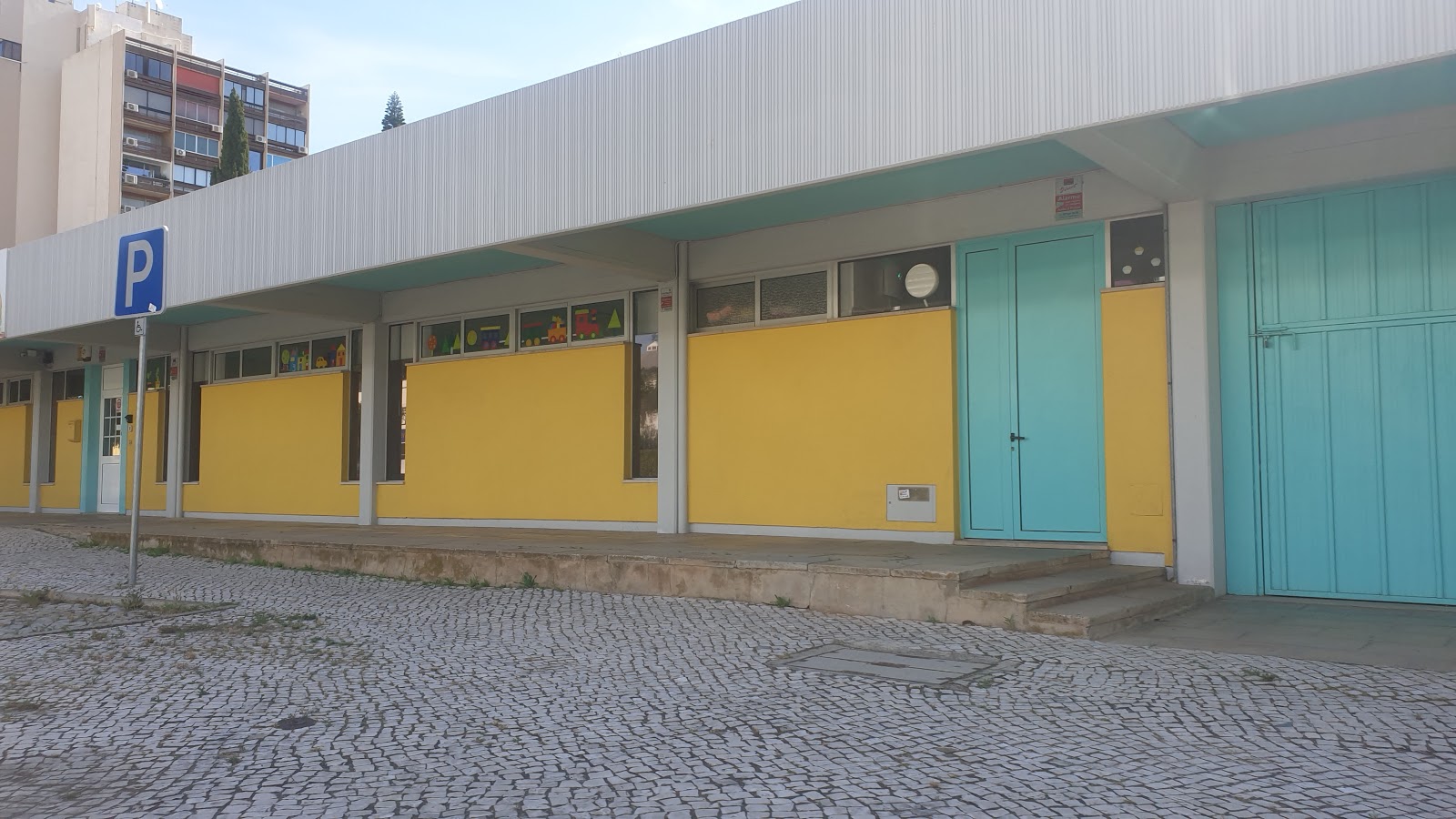 Jardim Infantil E Creche Babymoura