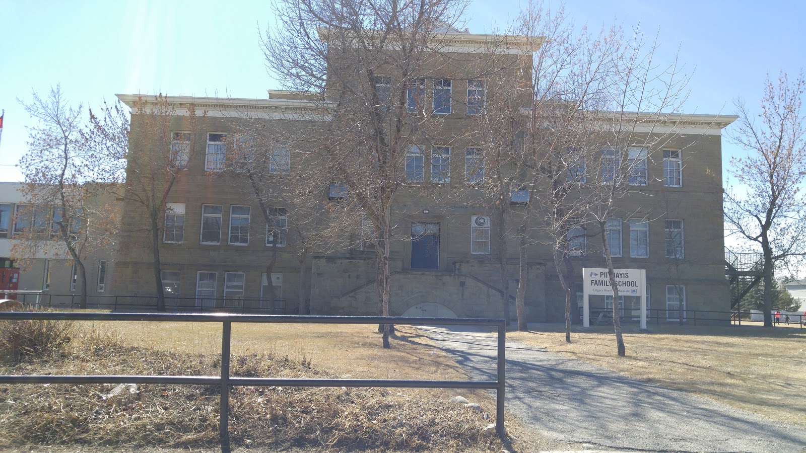 Piitoayis Family School | Calgary Board of Education