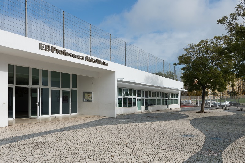 Exterior view of EB Professora Aida Vieira school building