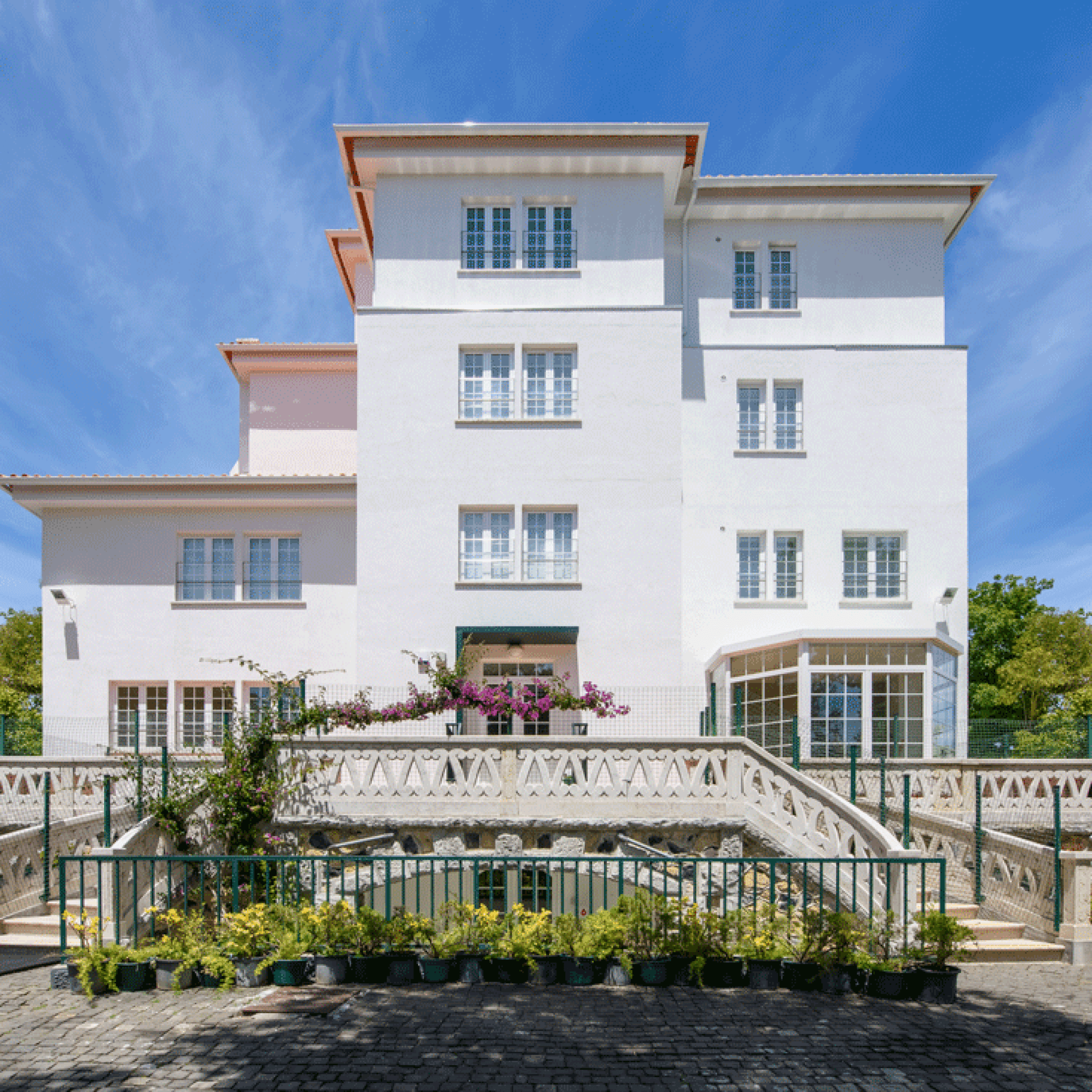 Colégio Moderno school building