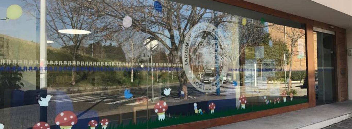 Solinorte preschool exterior with decorated windows
