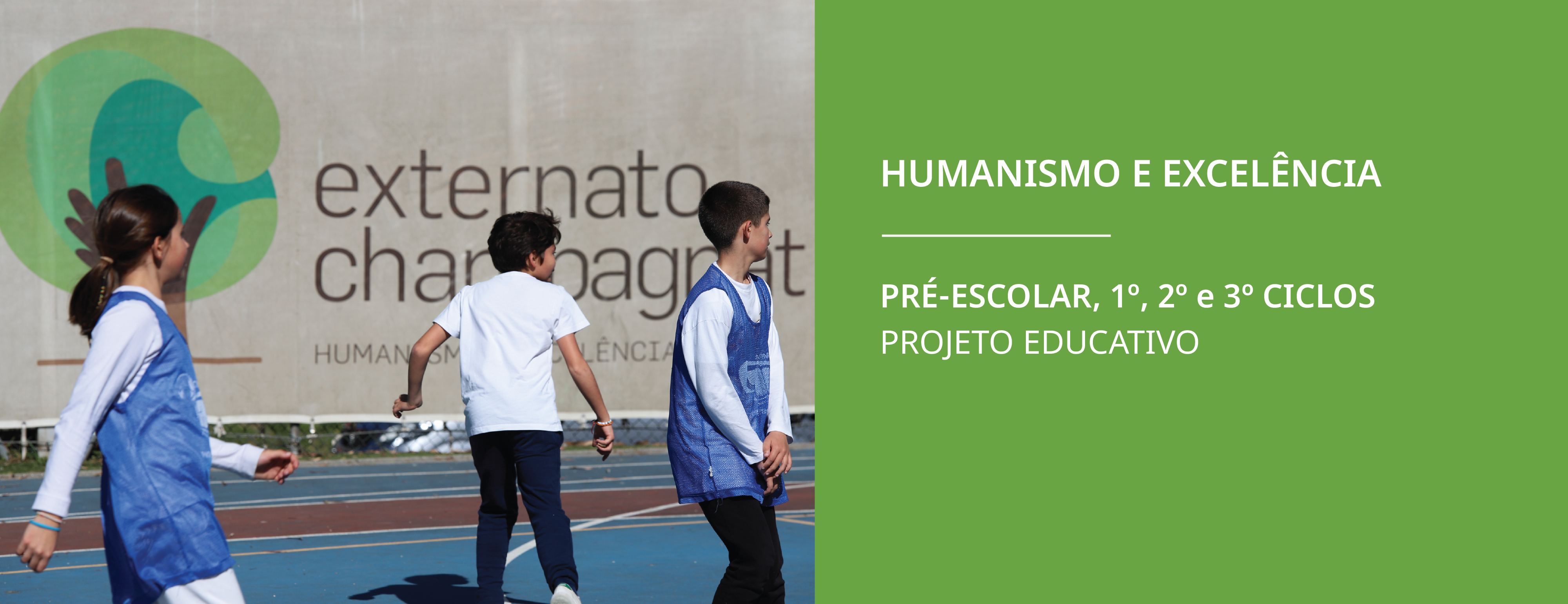 Externato Champagnat students playing in the schoolyard