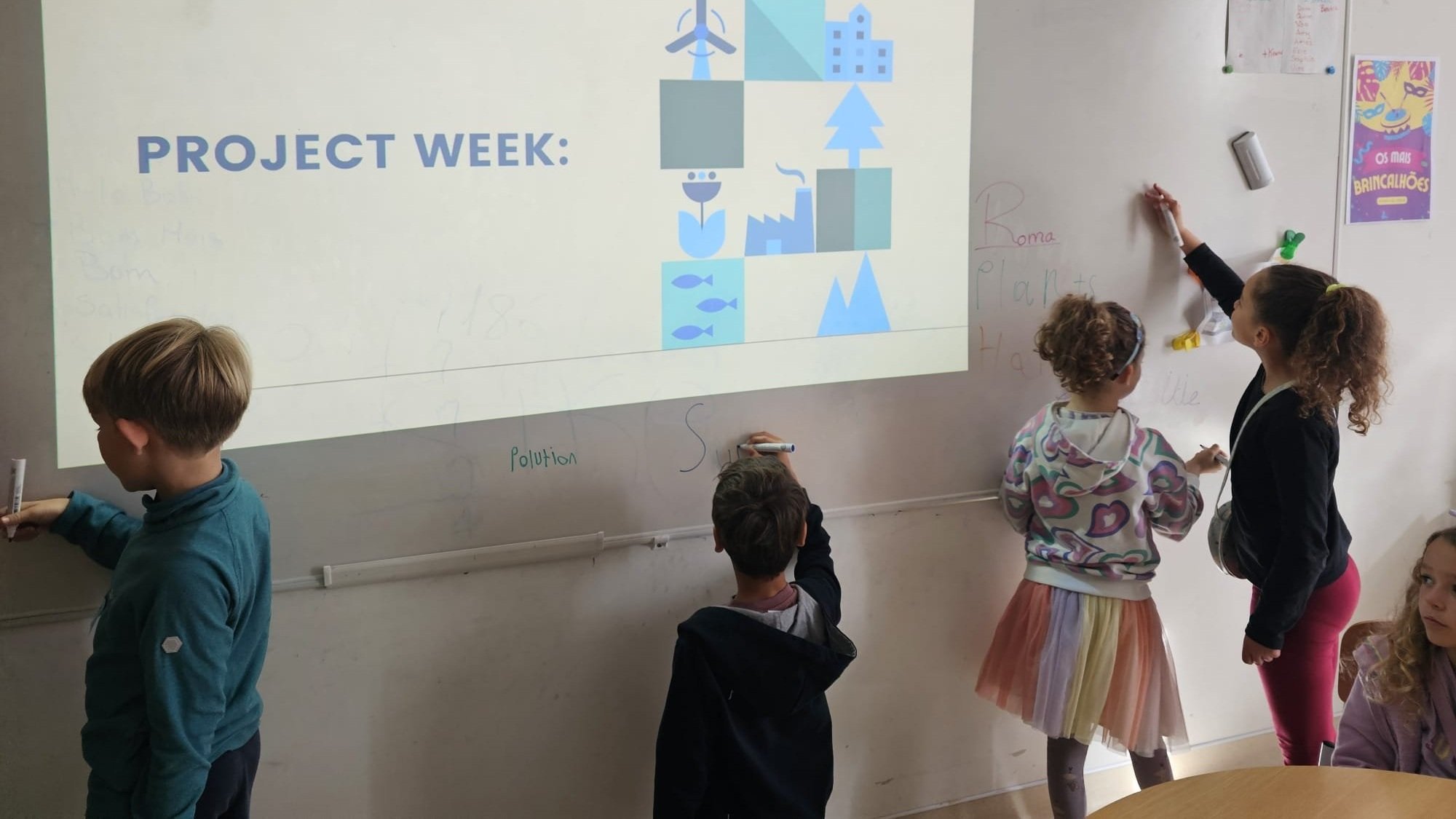 Preschool children actively participate in a project week, engaging in collaborative learning and creative expression.