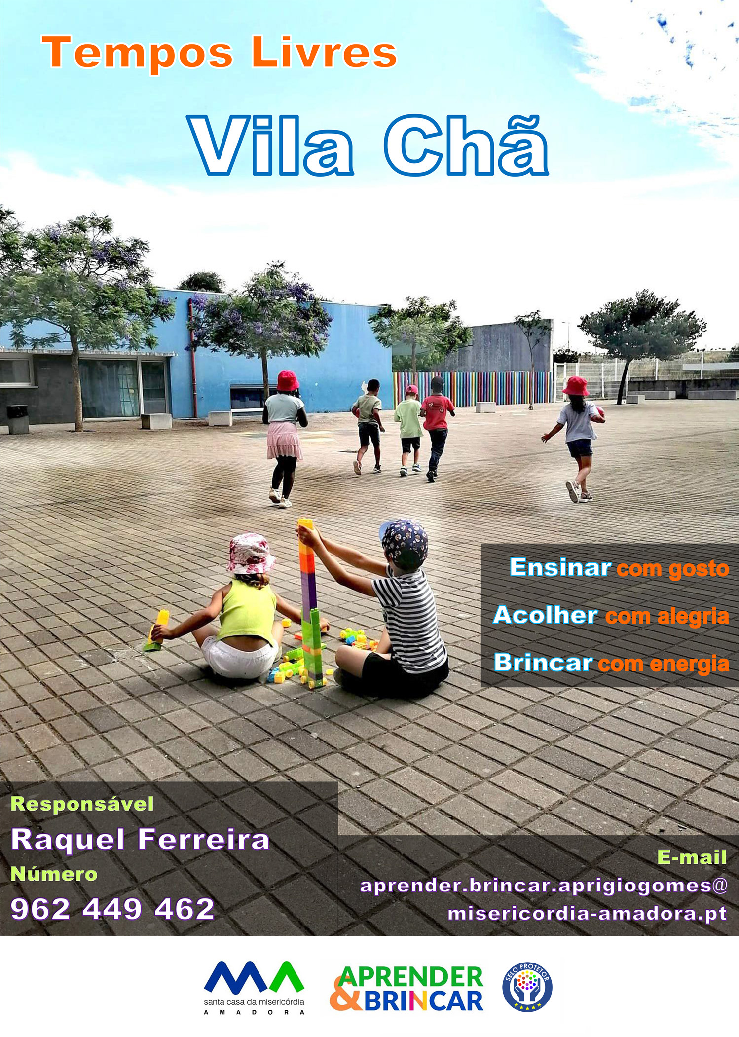 Preschool children playing outdoors at Vila Chã during free time.