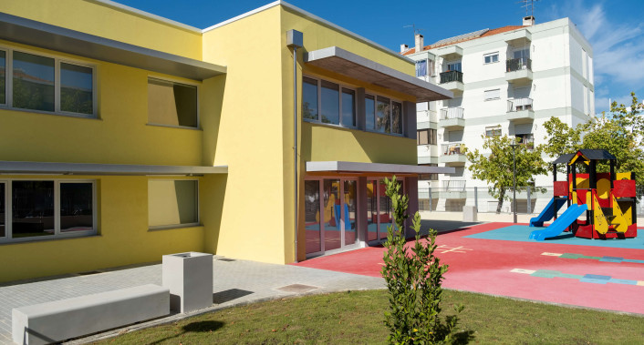 Irmanadora Preschool building and playground
