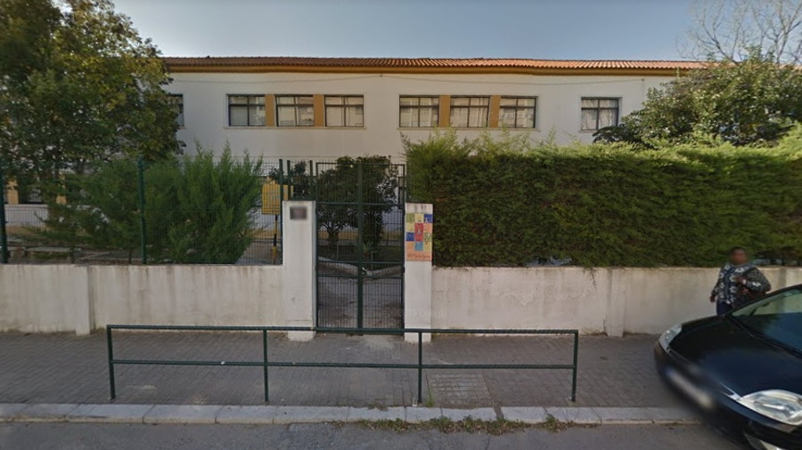Exterior view of Jardim de Infância O Aquário preschool building
