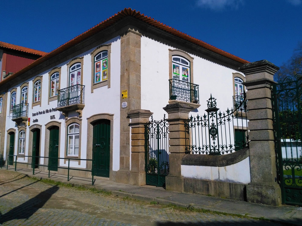 Casa Do Povo De Vila De Prado preschool building