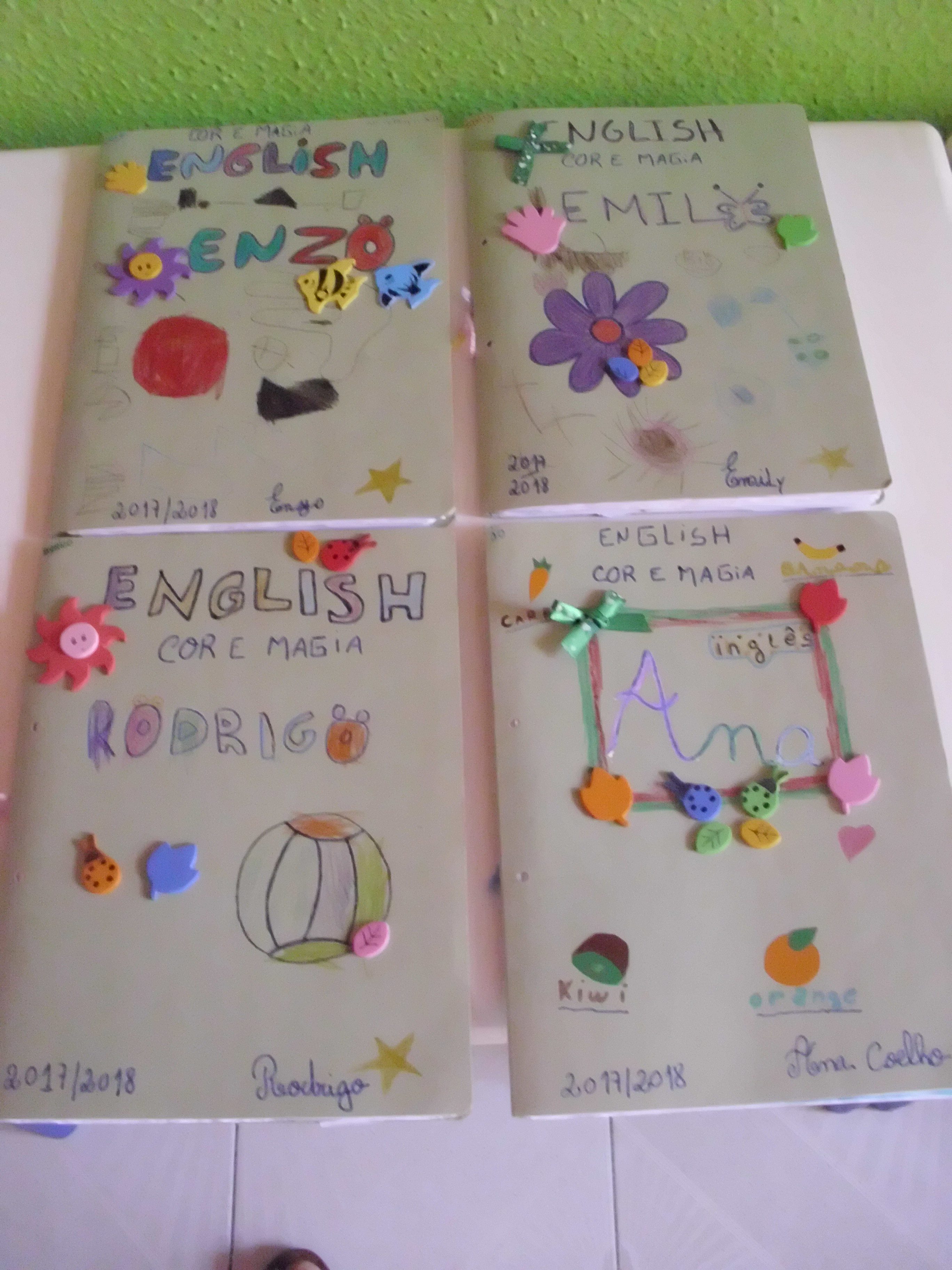 Preschool children's decorated notebooks for English class