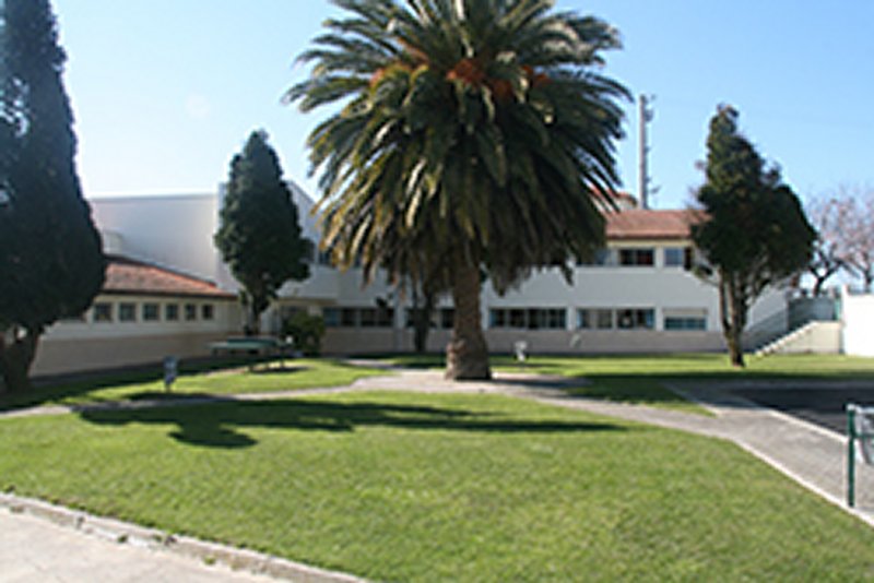 Casa do Povo de Oliveirinha building