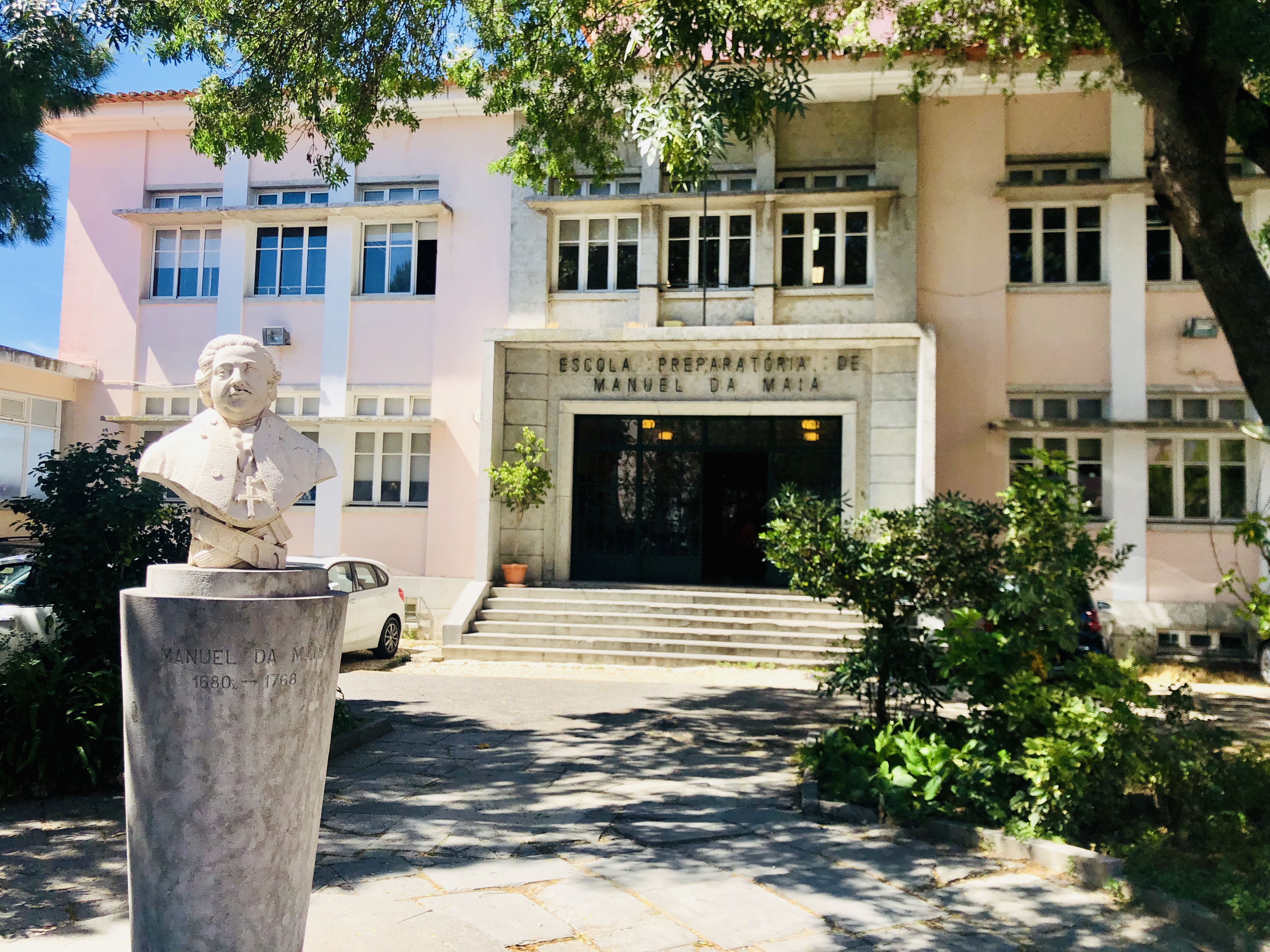 School Manuel da Maia